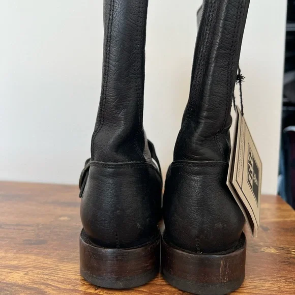 Frye Jenna engineering bootie. Size 7 black - Picture 3 of 12